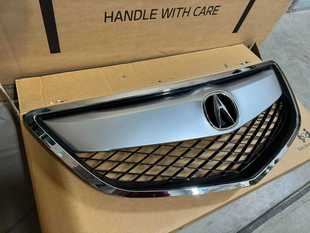 Решетка радиатора Acura RDX 2013-2015-2015 оригинал | Решетка радиатора на Акура РДХ