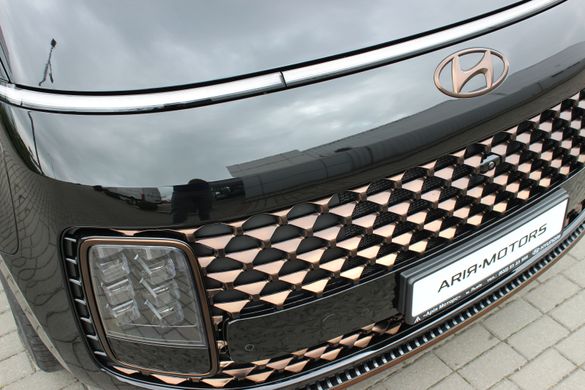 Нова Hyundai STARIA 2024, комплектація 7-Top Bronze n/BCA, Black, двигун 2.2 CRDi VGT AT (177 к.с.)