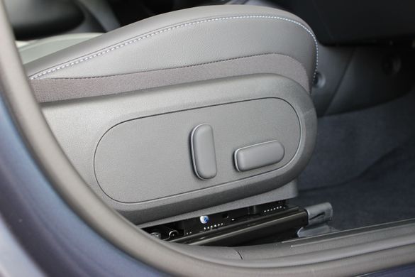 Hyundai KONA Hybrid 2024, Top Color Pack, колір the denim, двигун 1.6 GDi HEV (141 к.с., гібрид)