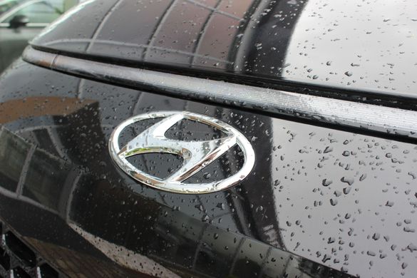 Новая Hyundai STARIA 2024, комплектация Business+, 8AT 4WD, цвет Black, двигатель 2.2 CRDi VGT AT (177 л.с.)