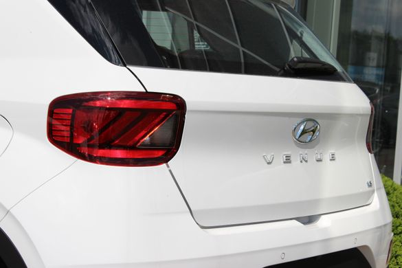 Hyundai VENUE 2023, Dynamic + литі диски R17, White, двигун 1.6 MPi AT (123 к.с.)