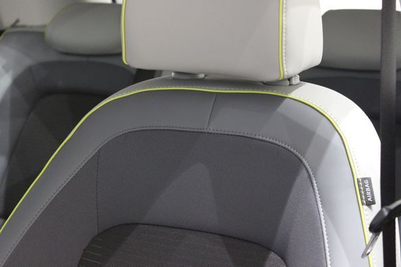 Новий Hyundai VENUE 2026, комплектація Elegance Plus A-pack, колір ecotronic graypearl, двигун 1.6 MPi AT (123 к.с.)