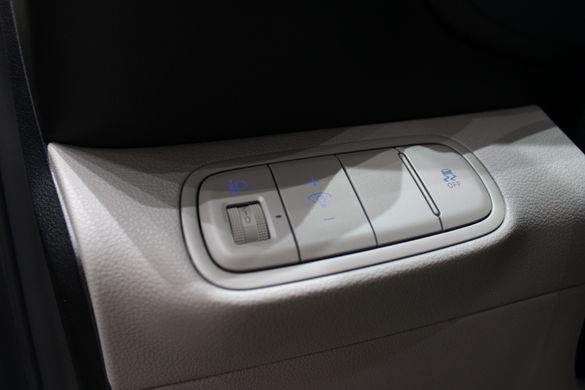 Новий Hyundai VENUE 2026, комплектація Elegance Plus A-pack, колір ecotronic graypearl, двигун 1.6 MPi AT (123 к.с.)