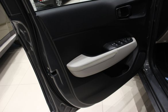 Новий Hyundai VENUE 2026, комплектація Elegance Plus A-pack, колір ecotronic graypearl, двигун 1.6 MPi AT (123 к.с.)