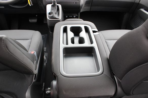 Новая Hyundai STARIA 2025, комплектация Business, цвет Graphite Gray, двигатель 2.2 CRDi VGT AT (177 л.с.)