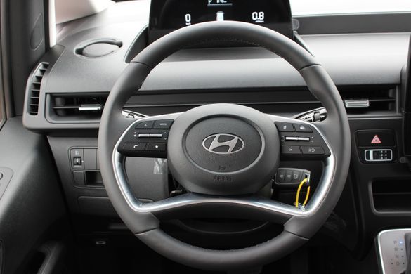 Новая Hyundai STARIA 2025, комплектация Business, цвет Graphite Gray, двигатель 2.2 CRDi VGT AT (177 л.с.)