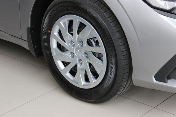 Нова Hyundai ELANTRA 2025, комлектація Active, двигун 1.6 MPi (127 к.с., бензин)