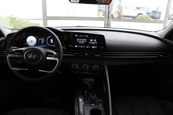 Нова Hyundai ELANTRA 2025, комлектація Active, двигун 1.6 MPi (127 к.с., бензин)