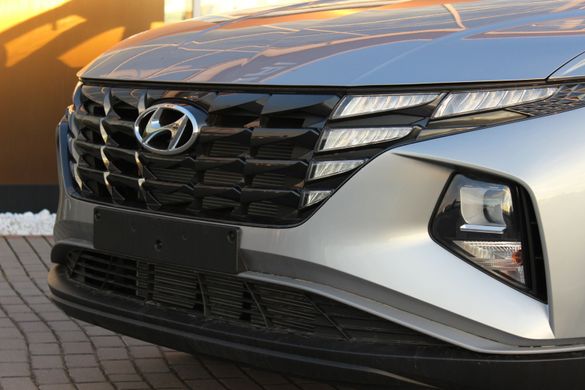 Hyundai TUCSON 2023, Dynamic 4WD, Shimmering silver, двигун 2.0 Mpi (156 к.с., бензин)