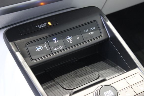 Нова Hyundai Kona Hybrid 2024, комплектація TOP, колір Cyber Gray, двигун 1.6 GDi HEV (141 к.с., гібрид)