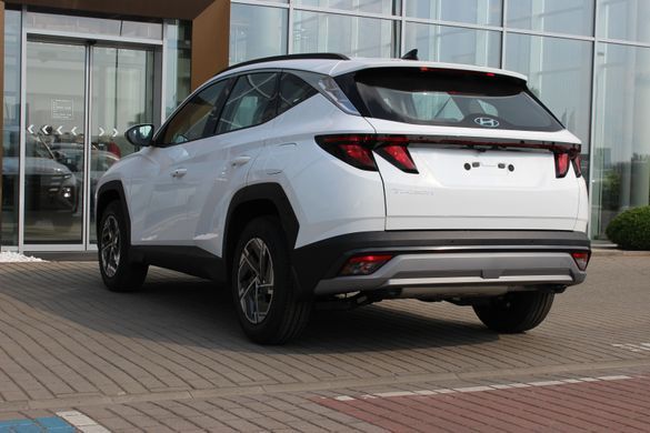 Обновлен Hyundai TUCSON 2026, комплектация Dynamic, цвет Atlas White, двигатель 2.0 MPi (156 л.с., бензин)