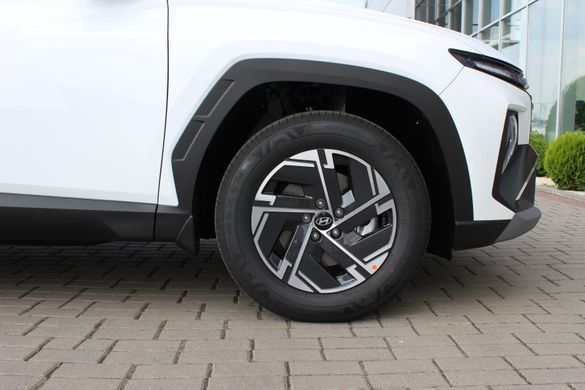 Обновлен Hyundai TUCSON 2026, комплектация Dynamic, цвет Atlas White, двигатель 2.0 MPi (156 л.с., бензин)