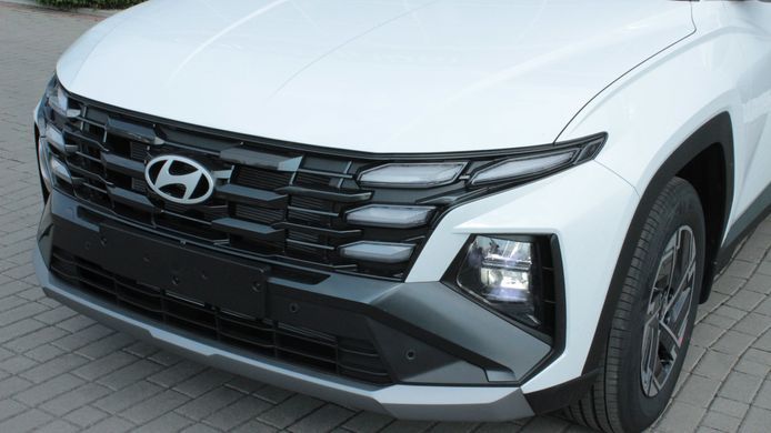 Обновлен Hyundai TUCSON 2026, комплектация Dynamic, цвет Atlas White, двигатель 2.0 MPi (156 л.с., бензин)