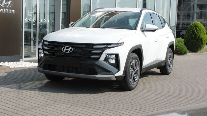Обновлен Hyundai TUCSON 2026, комплектация Dynamic, цвет Atlas White, двигатель 2.0 MPi (156 л.с., бензин)