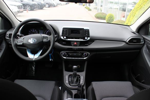 Под заказ. Hyundai i30 Wagon 2024, Active, White, двигатель 1.5 DPi AT (110 л.с.).