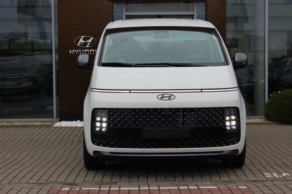 Під замовлення. Нова Hyundai STARIA 2024, комплектація 7-Top NAPPA, колір ceramic white, двигун 2.2 CRDi VGT AT (177 к.с.)