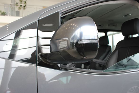 Нова Hyundai STARIA 2025, комплектація 7-Top Bronze, Black, двигун 2.2 CRDi VGT AT (177 к.с.)