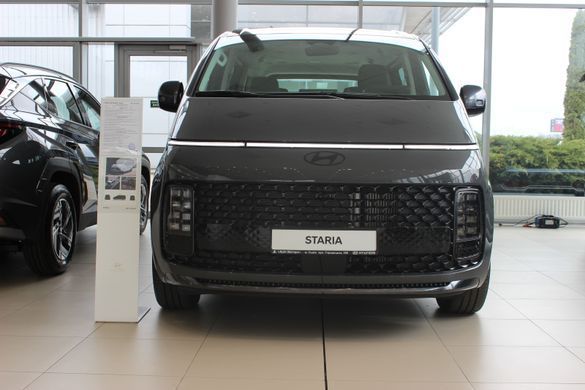 Нова Hyundai STARIA 2025, комплектація 7-Top Bronze, Black, двигун 2.2 CRDi VGT AT (177 к.с.)