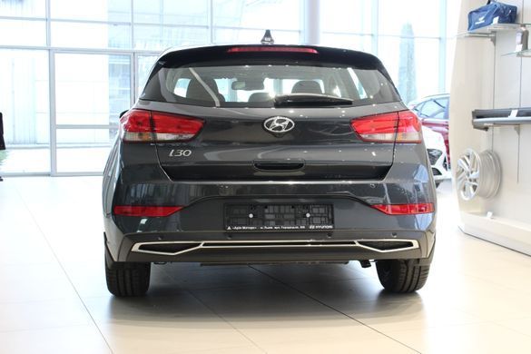 Hyundai i30 Hatch 2023, комплектация Style, цвет Dark Knight, двигатель 1.5 DPi AT (110 л.с.)