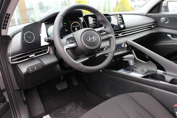 Під замовлення. Нова Hyundai ELANTRA 2025, комлектація Style, двигун 1.6 MPi (127 к.с., бензин)