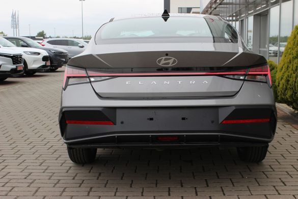 Під замовлення. Нова Hyundai ELANTRA 2025, комлектація Style, двигун 1.6 MPi (127 к.с., бензин)