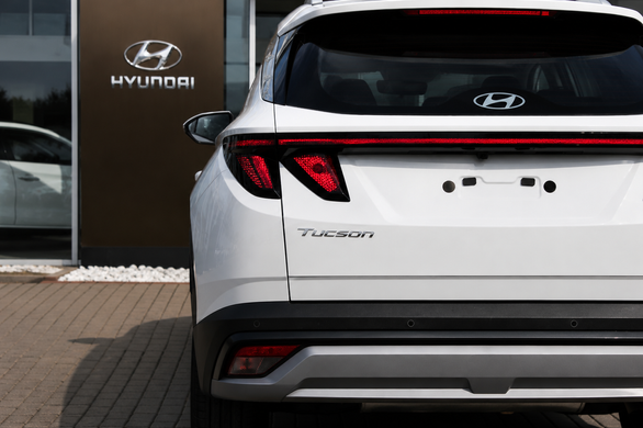Новий Hyundai TUCSON 2026, комплектація Express, колір Atlas White, двигун 2.0 MPi (156 к.с., бензин)