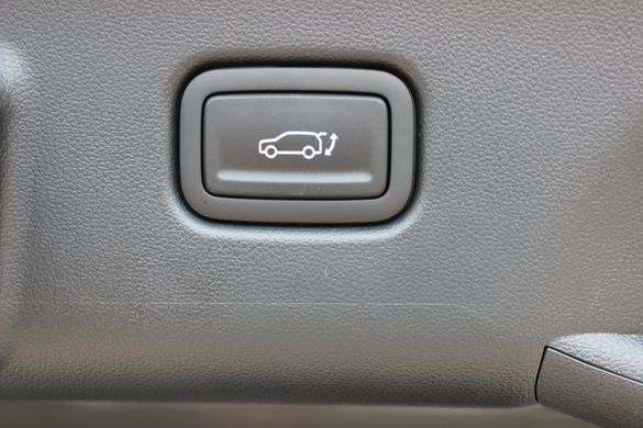 Нова Hyundai KONA Hybrid 2024, комплектація Top Color Pack, колір mirage green, двигун 1.6 GDi HEV (141 к.с., гібрид)