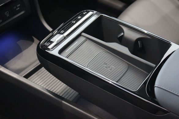 Hyundai TUCSON Hybrid TOP 1.6 T-GDi HEV 215 к.с.