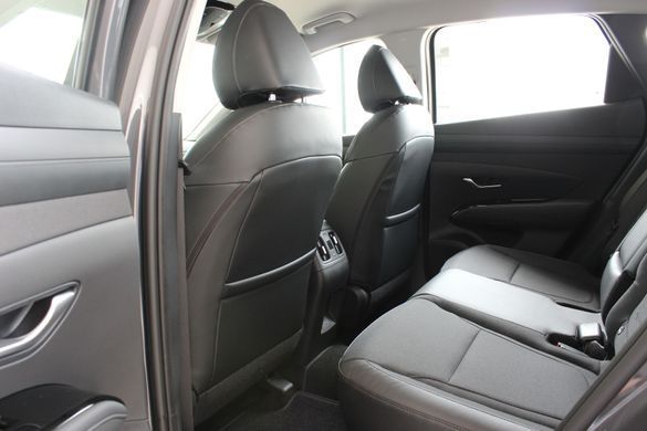 Оновлений Hyundai TUCSON 2026, комплектація Elegance, колір Ecotronic gray, двигун 2.0 MPi (156 к.с., бензин)