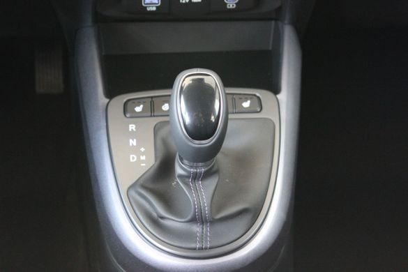 Під замовлення. Новий Hyundai i10 2024, комплектація Premium + BR+ PURPLE, колір meta blue pearl, Двигун 1.2 MPi Kappa (бензин, 84 к.с.)